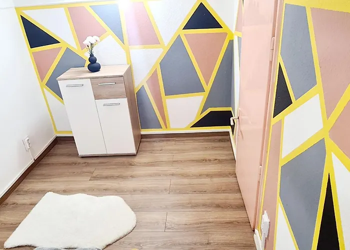 2 Separate Bedrooms And Living Fully Equipped With Ac Budapesta