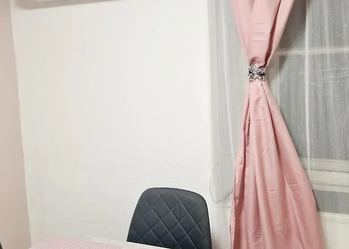 Διαμέρισμα 2 Separate Bedrooms And Living Fully Equipped With Ac