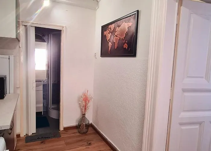 2 Separate Bedrooms And Living Fully Equipped With Ac Budapeşte